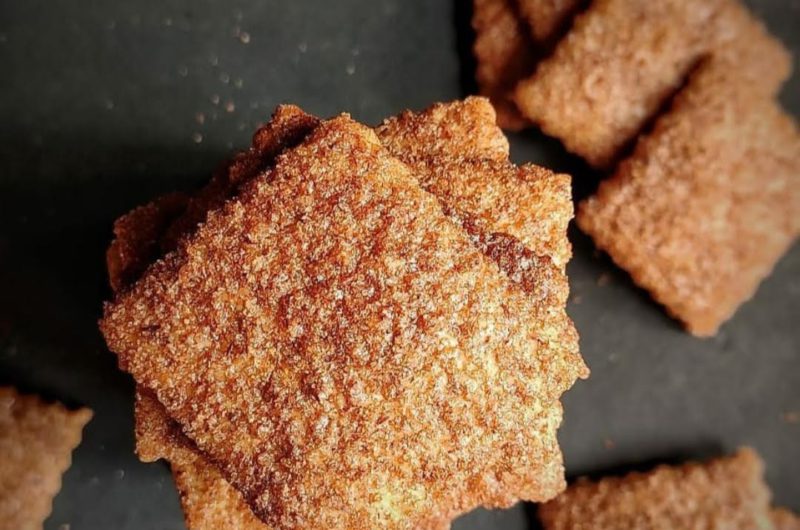 Cinnamon Sugar Discard Crackers